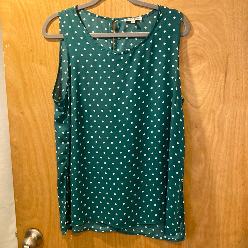 Sleeveless polka-dot blouse by truly4you